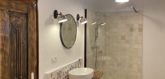 Recondiționare baie rustică